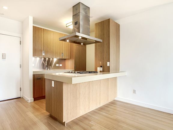 3rd image of 450 W 17th St APT 1215