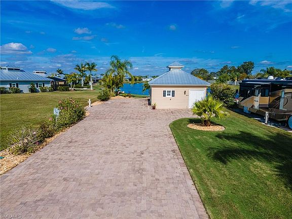 4th image of 8874 SW Sand Crane Cir