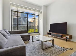 25 Park Row 6D image 1 of 24