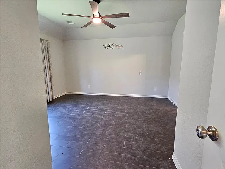 2833 Bretton Woods Dr — Photo 12