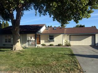 2202 W 31st Ave, Kennewick, WA
