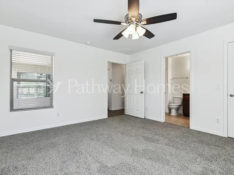 207 W Latona Rd — Photo 12