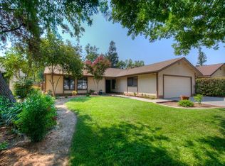 8105 N Callisch Ave, Fresno, CA