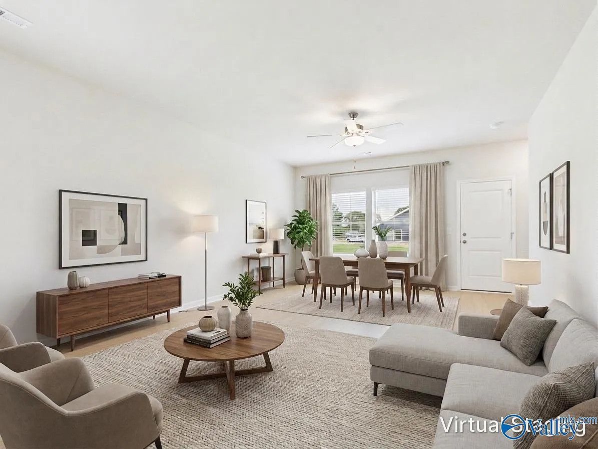 4 bed, 2.5 bath, 1891 sqft, $1,950 — Photo 4