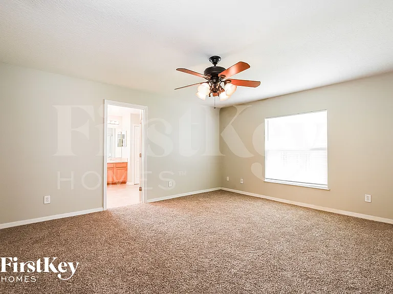 536 Haines Trl — Photo 8