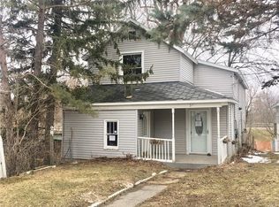 37 Main St, Philadelphia, NY 13673