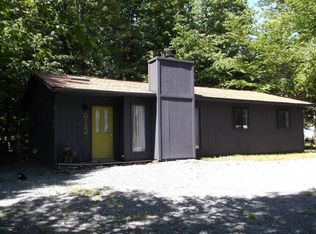 7059 Vista Dr, Tobyhanna, PA