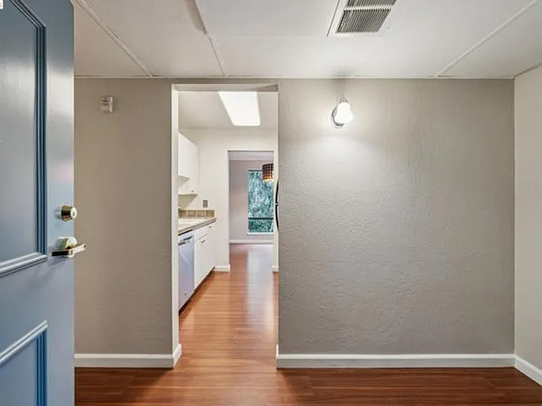 300 N Civic Dr #403 — Photo 9