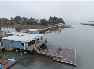 6 Beach Dr, San Rafael, CA 94901