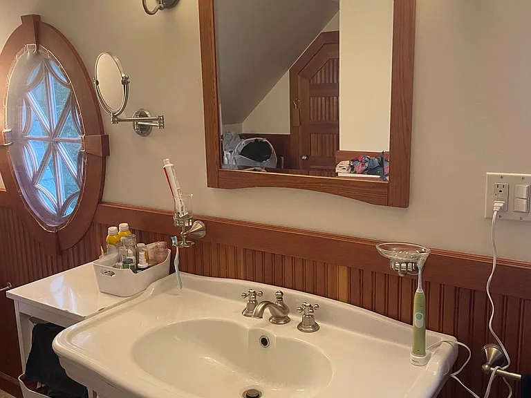 1013 Walnut St — Photo 12