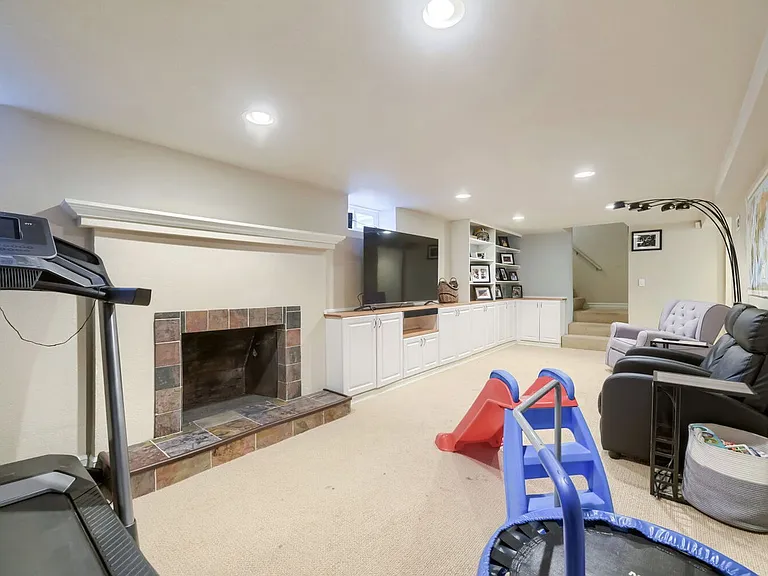 3681 S Bannock St — Photo 11
