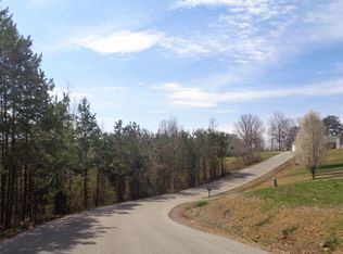 84 Rodeo Lot Dr, Corbin, KY 40701