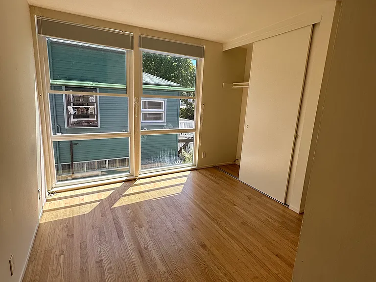 2020 Cedar St #8 — Photo 13