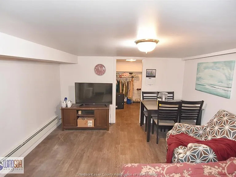 2471 Pillette Rd — Photo 45