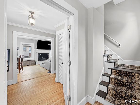 5th image of 150 Summit Street