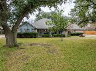 424 Estate Ln, Terrell, TX 75161
