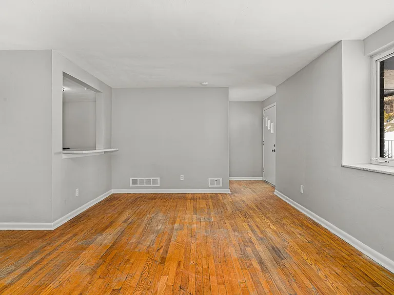 2330-2340 Candace St #&-400-402 — Photo 6