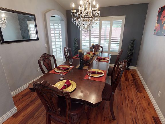 3rd image of 3511 Vanderbilt Cir