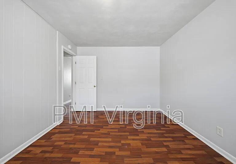 417 E Little Creek Rd #4 — Photo 15