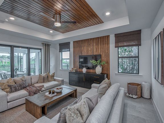 Discover new homes in Bonita Springs