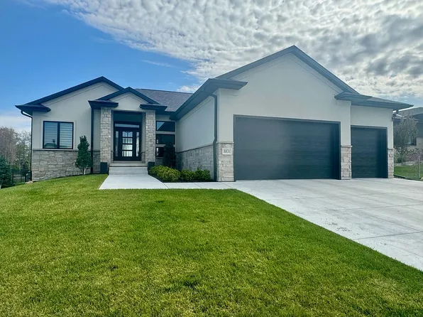 8831 White Horse Way, Lincoln, NE 68520