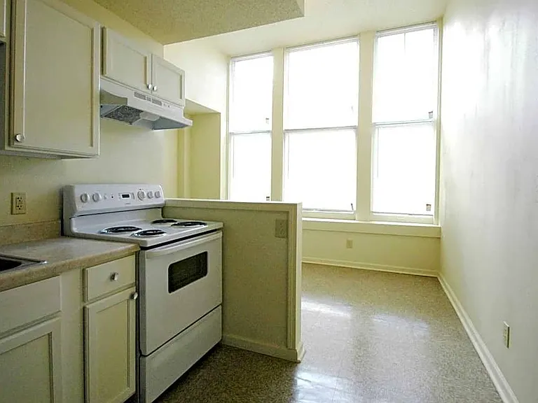 City View Lofts — Photo 18