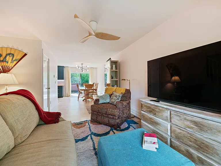 12 W Hayes St #5H — Photo 13
