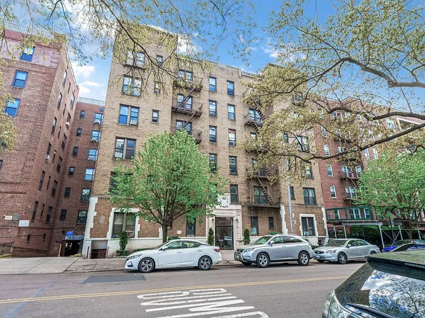 14444 Sanford Ave APT 3D, Flushing, NY 11355