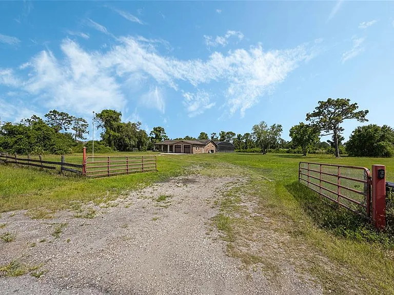 5760 Leon Tyson Rd — Photo 44
