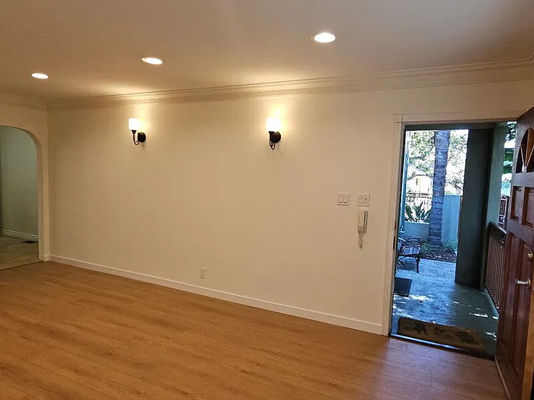 451 S Doheny Dr #451 — Photo 6