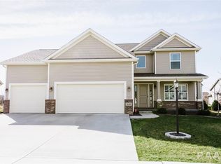 3122 W Saddle Creek Dr, Dunlap, IL 61525