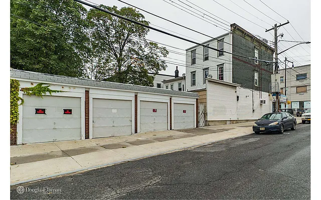 Sold by Douglas Elliman | media 2