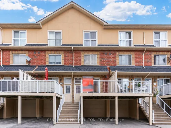 1775 Valley Farm Rd #80, Pickering, ON L1V 7J9