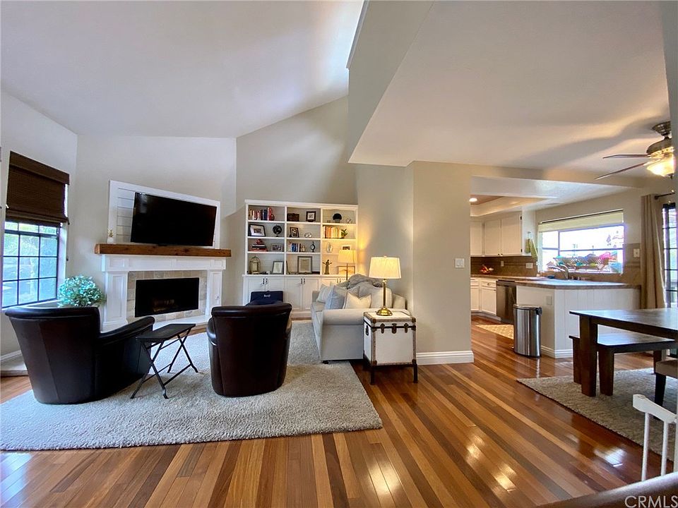 1st image of 2174 Pacific Ave #3