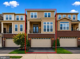 43278 Sunderleigh Sq, Ashburn, VA 20148