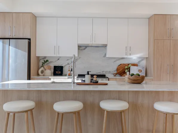 32110 Hillcrest Ave, Abbotsford, BC