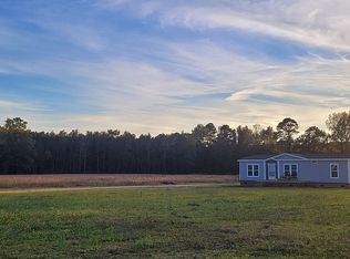 136 Silverback Dr, Lumberton, NC 28358