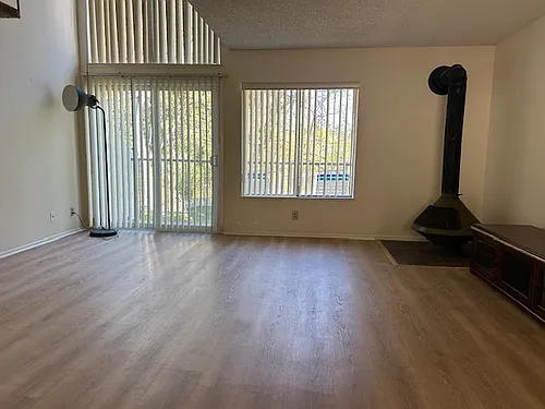 5455 8th St Photo 1