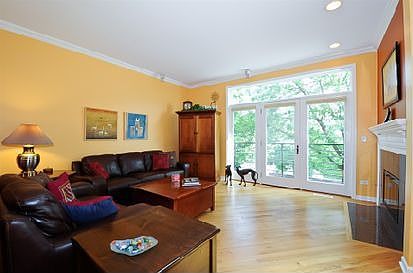 2nd image of 5844 N Hermitage Ave APT I