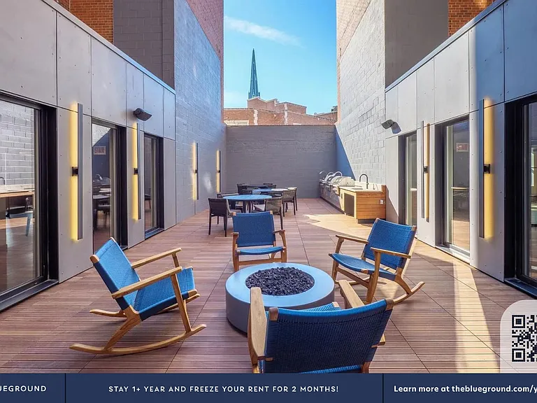 Building's Firepit