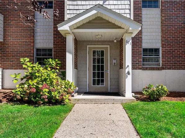 671 Metacom Ave Unit 34, Bristol, RI 02809