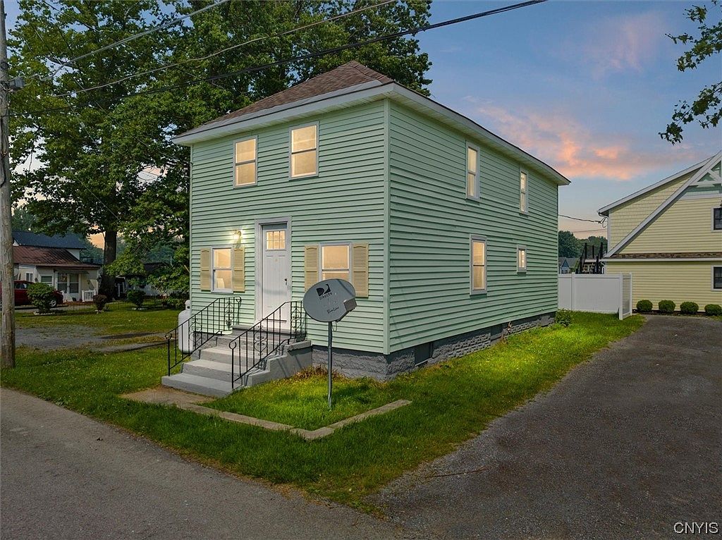 806 Clifford Ave, Sylvan Beach, NY 13157 MLS S1481584 Zillow