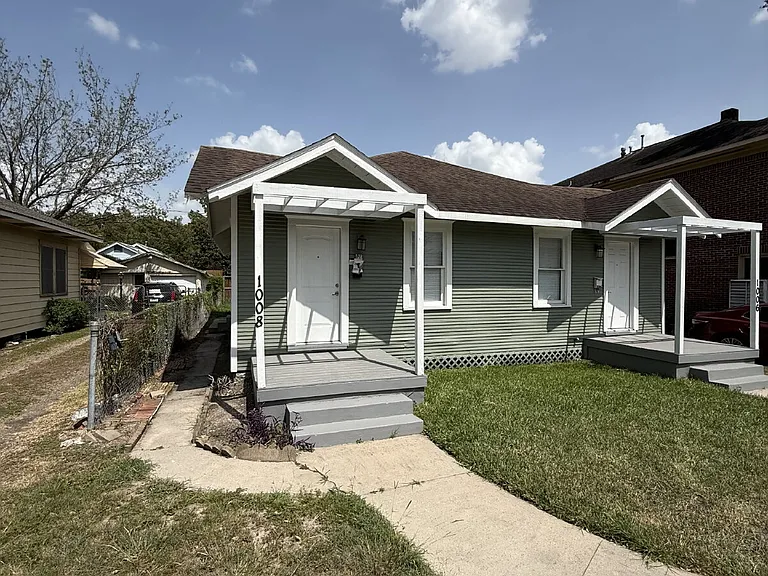 1008 Studewood St — Photo 1