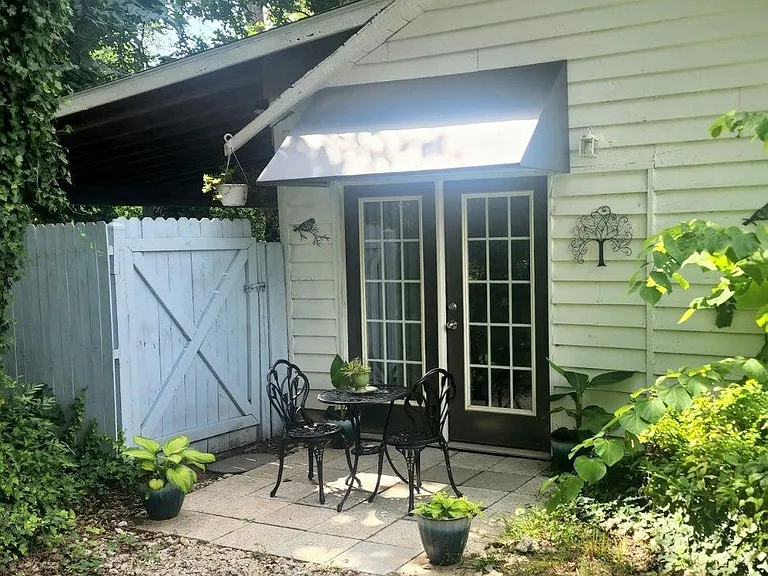 86 Elder St #B — Photo 2