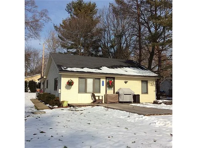 3585 Rush Lake Rd photo 1