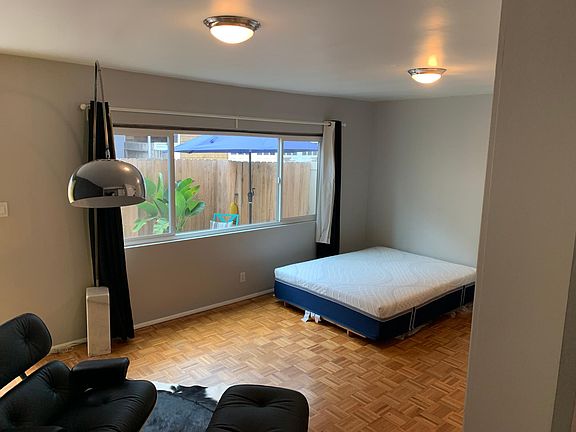 4th image of 432B 28th St