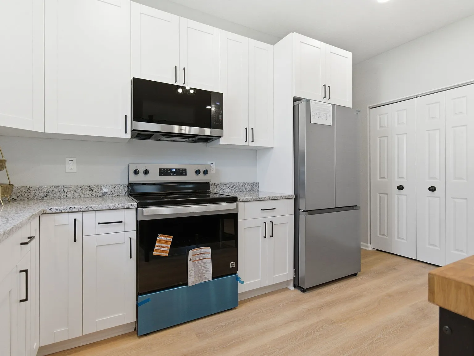 4 bed, 2000 sqft, $2,800 — Photo 3