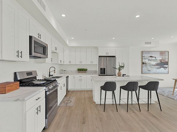 4th image of 8234 University Ave APT 2