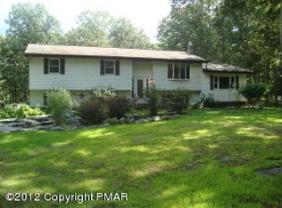 122 White Oak Ct, Tannersville, PA 18372