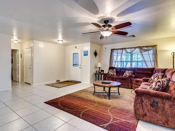 3rd image of 9037 W Tonopah Dr